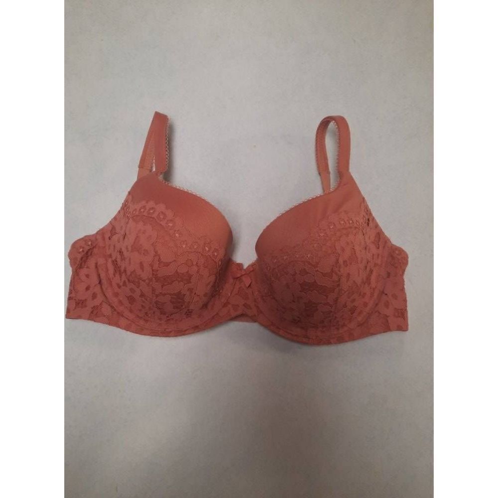Victoria's Secret Body by Victoria Lined Demi Bra Size 34D Pink Lace